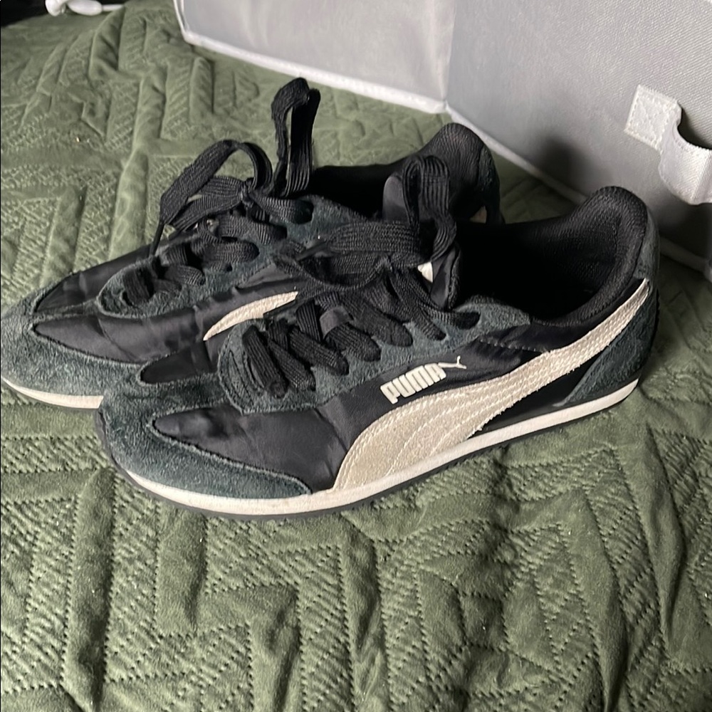 Puma Black and Gray Sneakers Classic Design